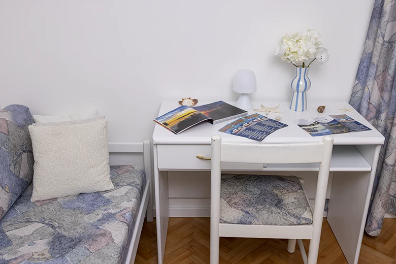 writing desk - apartments Irena, Tučepi