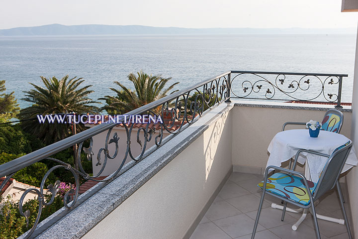 balcony with sea view - apartments Irena, Tučepi