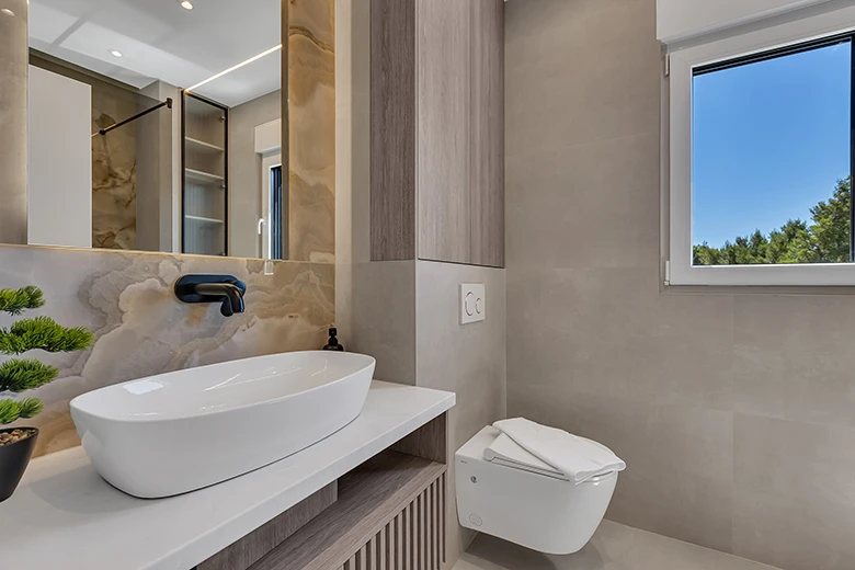 Villa Laluna Apartments, Tučepi - bathroom