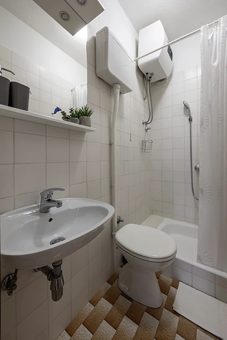 Apartments Love, Tučepi - bathroom