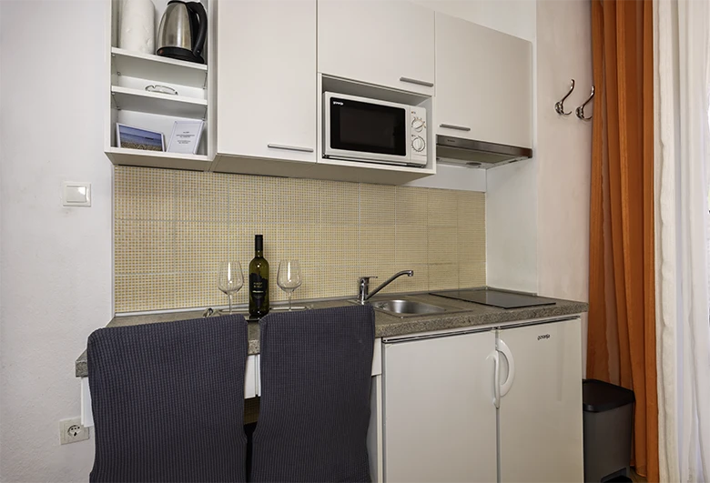 Apartments Love, Tučepi - kitchen