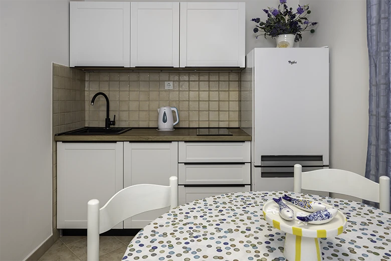 kitchen - apartments Matilda, Tučepi