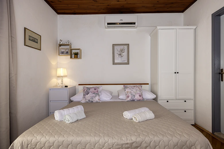 Apartments Milković, Tučepi - bedroom