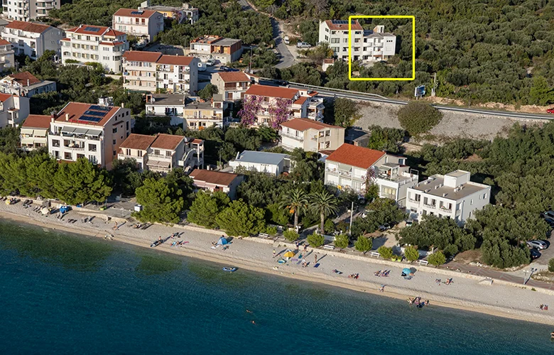 Apartments Marija and Frane Mravičić - Tučepi, house, aerial view