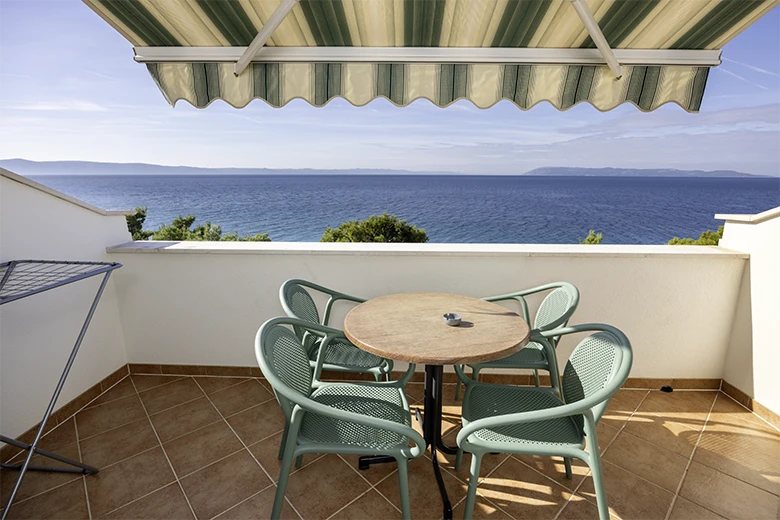 Apartments Murtela, Tučepi - balcony with sea view