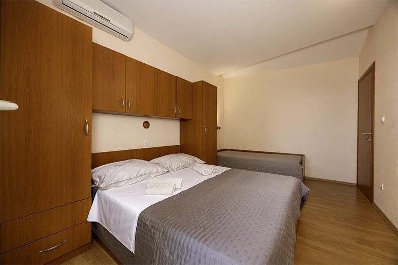 Apartments Murtela, Tučepi - bedroom