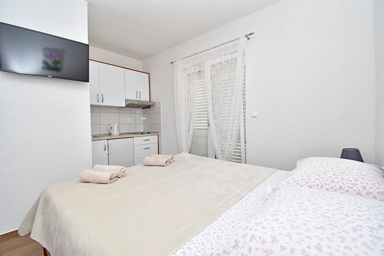 Tučepi, apartments Marija - bedroom