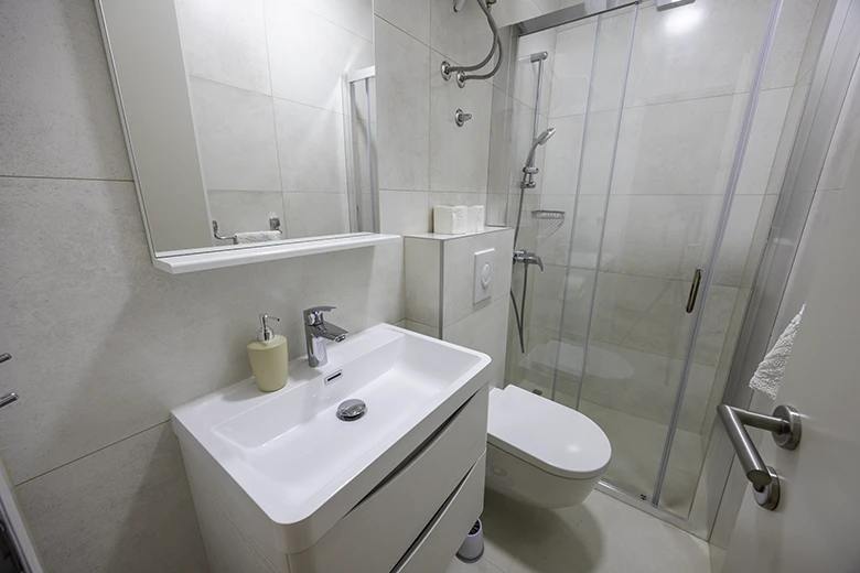 bathroom - apartments Maja Ševelj, Tučepi