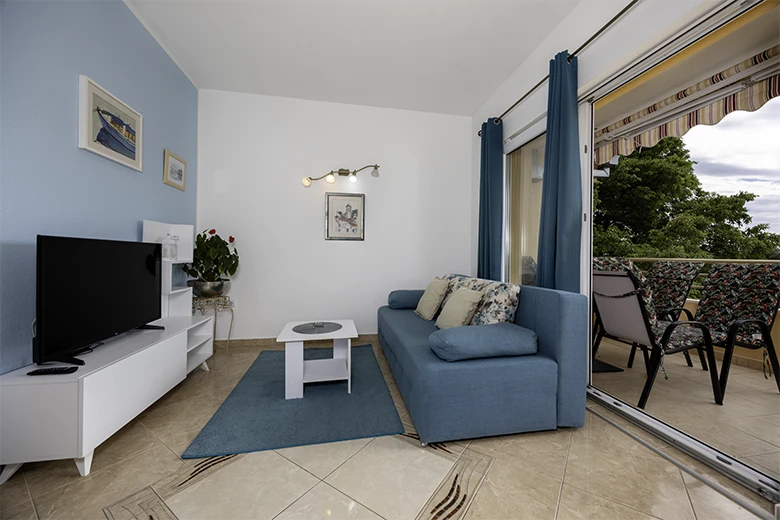 Apartments Silva, Tučepi - living room