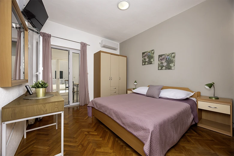 Apartments Šućur, Tučepi - bedroom