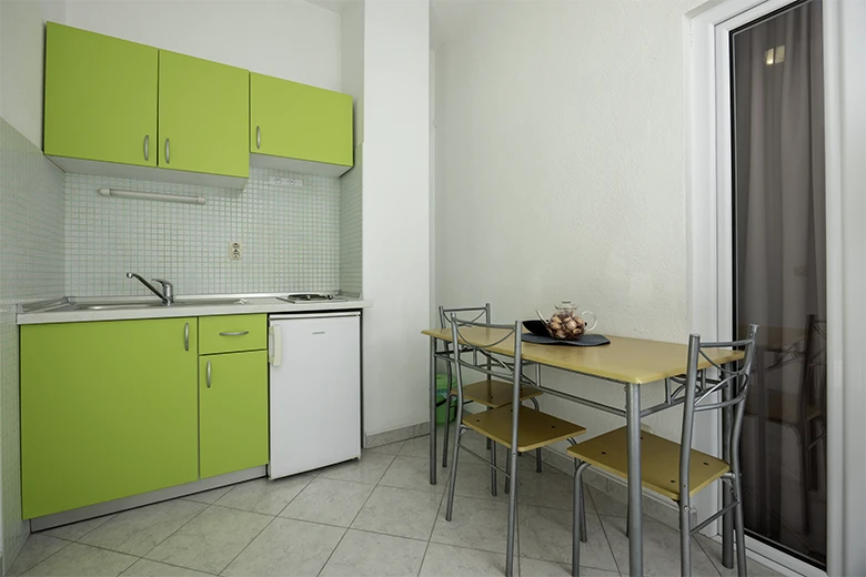 Apartments Šućur, Tučepi - dining room