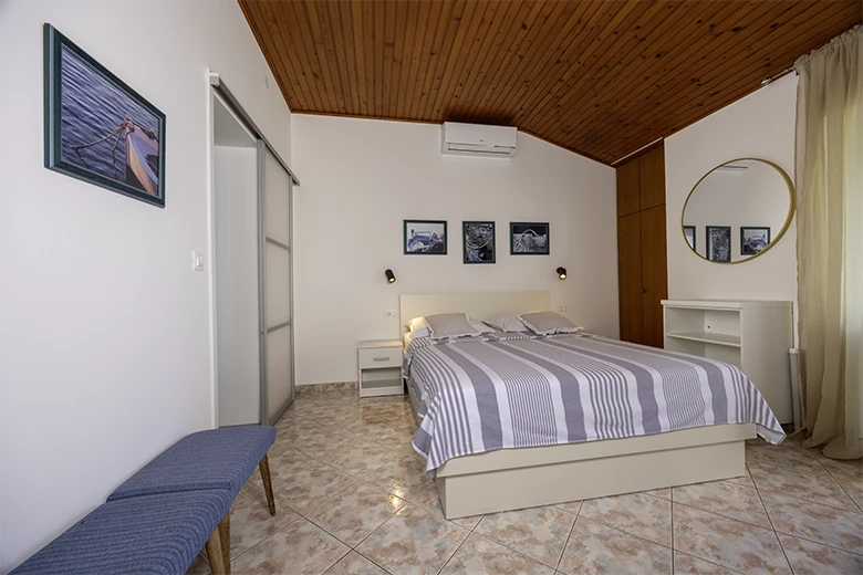 Apartments Ženja, Tučepi - bedroom